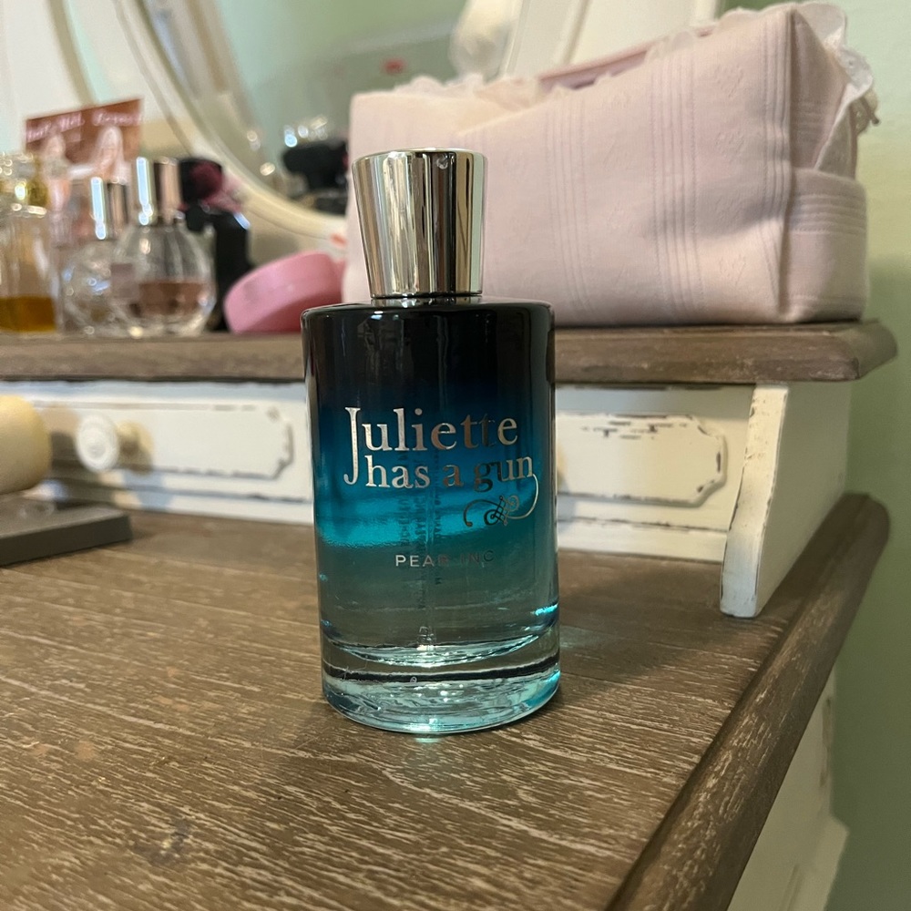 Juliette Has a Gun - Pear Inc